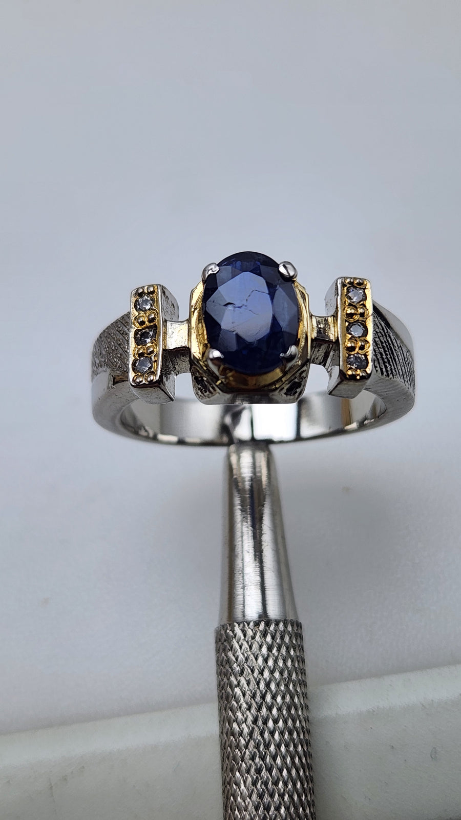 Natural Madagascar Blue Sapphire Ring – 925 Sterling Silver